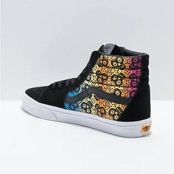 Street Chic VANS Sk8-Hi Shoes - Picture 6 of 9